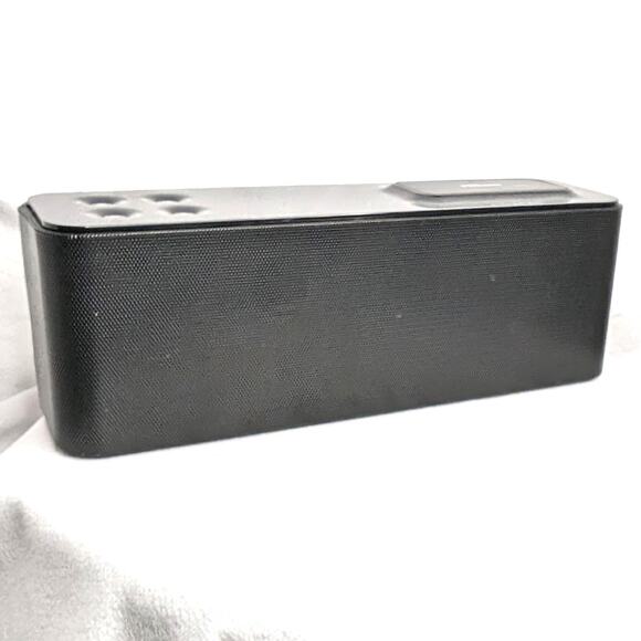 Philips AD345/37 Speaker Dock for Ipod Iphone Black Used Excellent - Picture 1 of 6